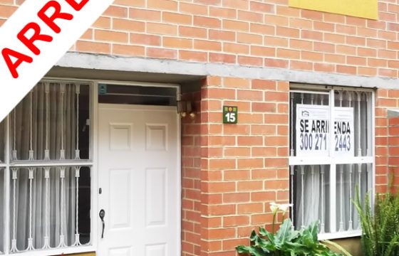 Casa Bosques de Camino Verde
